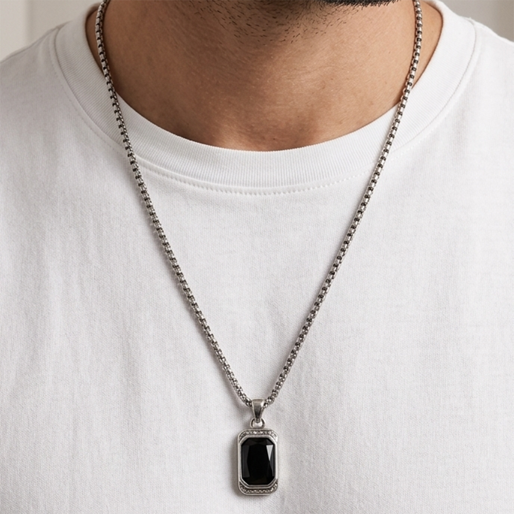 The99Jewel Black Onyx Pendant With Chain