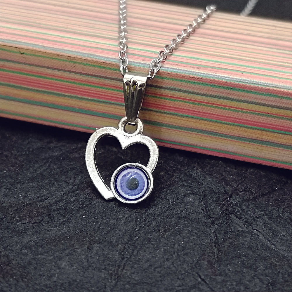 The99Jewel Heart Shaped Evil Eye Chain Pendant - 1405013