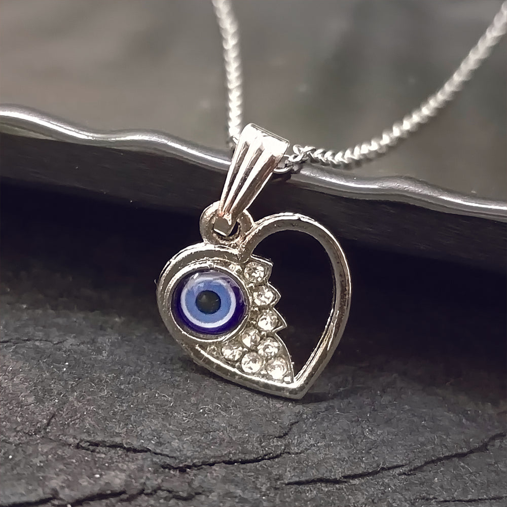 The99Jewel Heart Shaped Evil Eye Chain Pendant- 1405016