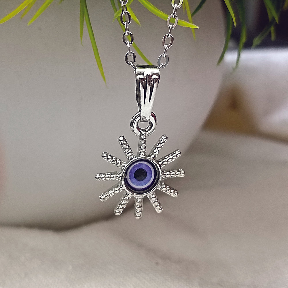 The99Jewel Star Shaped Evil Eye Chain Pendant - 1405019