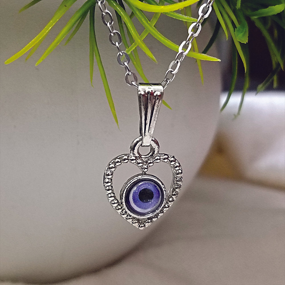 The99Jewel Heart Shaped Evil Eye Chain Pendant - 1405020