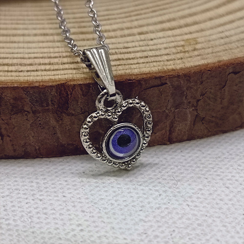 The99Jewel Heart Shaped Evil Eye Chain Pendant - 1405020