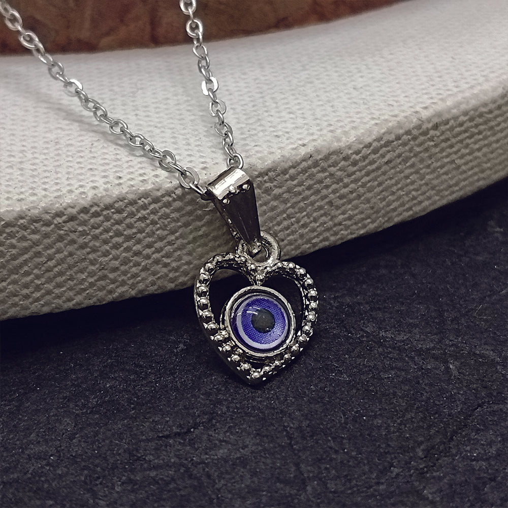 The99Jewel Heart Shaped Evil Eye Chain Pendant - 1405020