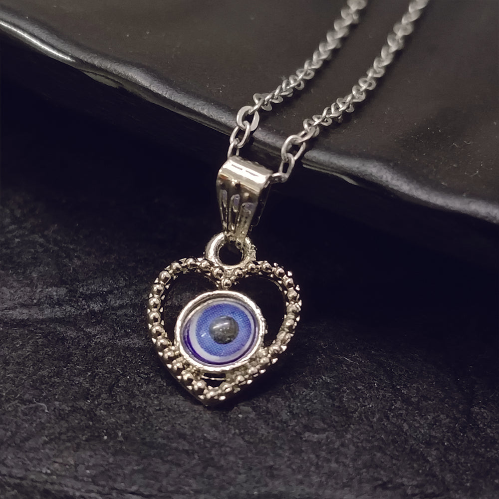 The99Jewel Heart Shaped Evil Eye Chain Pendant - 1405020