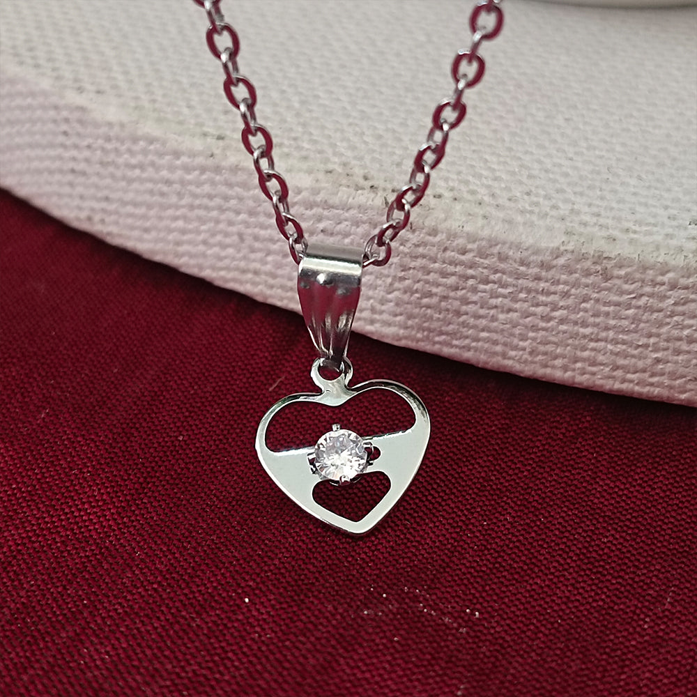 The99Jewel Heart Shaped  Chain Pendant