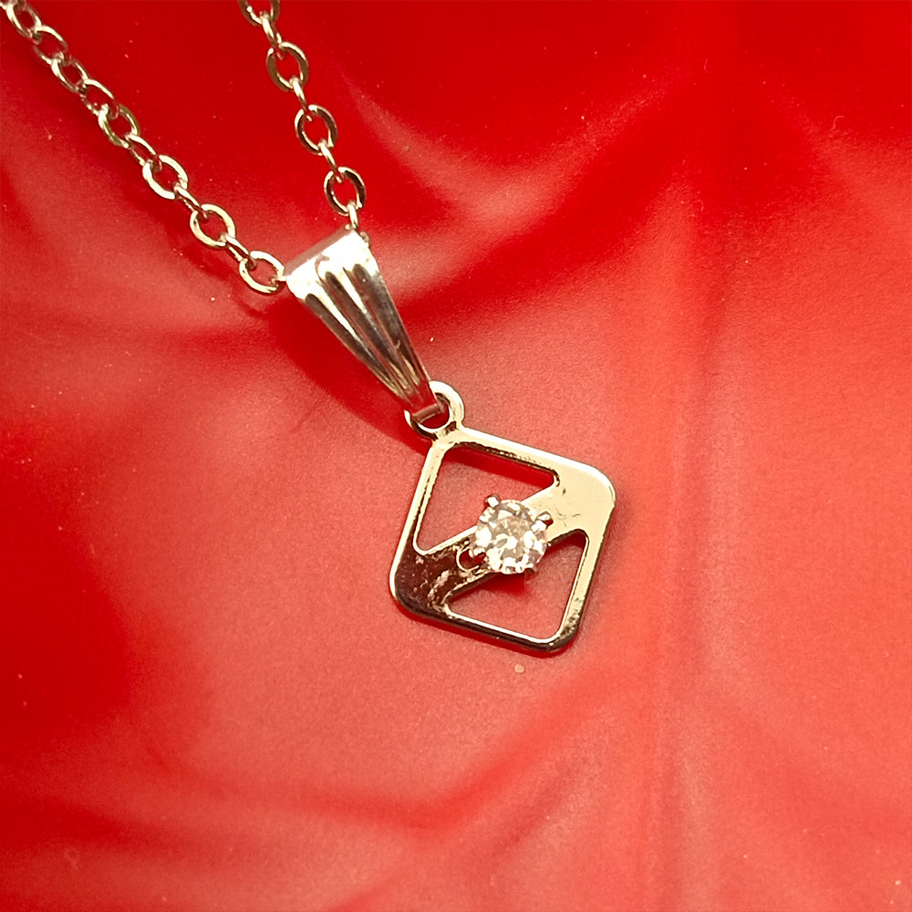 The99Jewel Elegant Rose Gold-Plated Chain Pendant Necklace