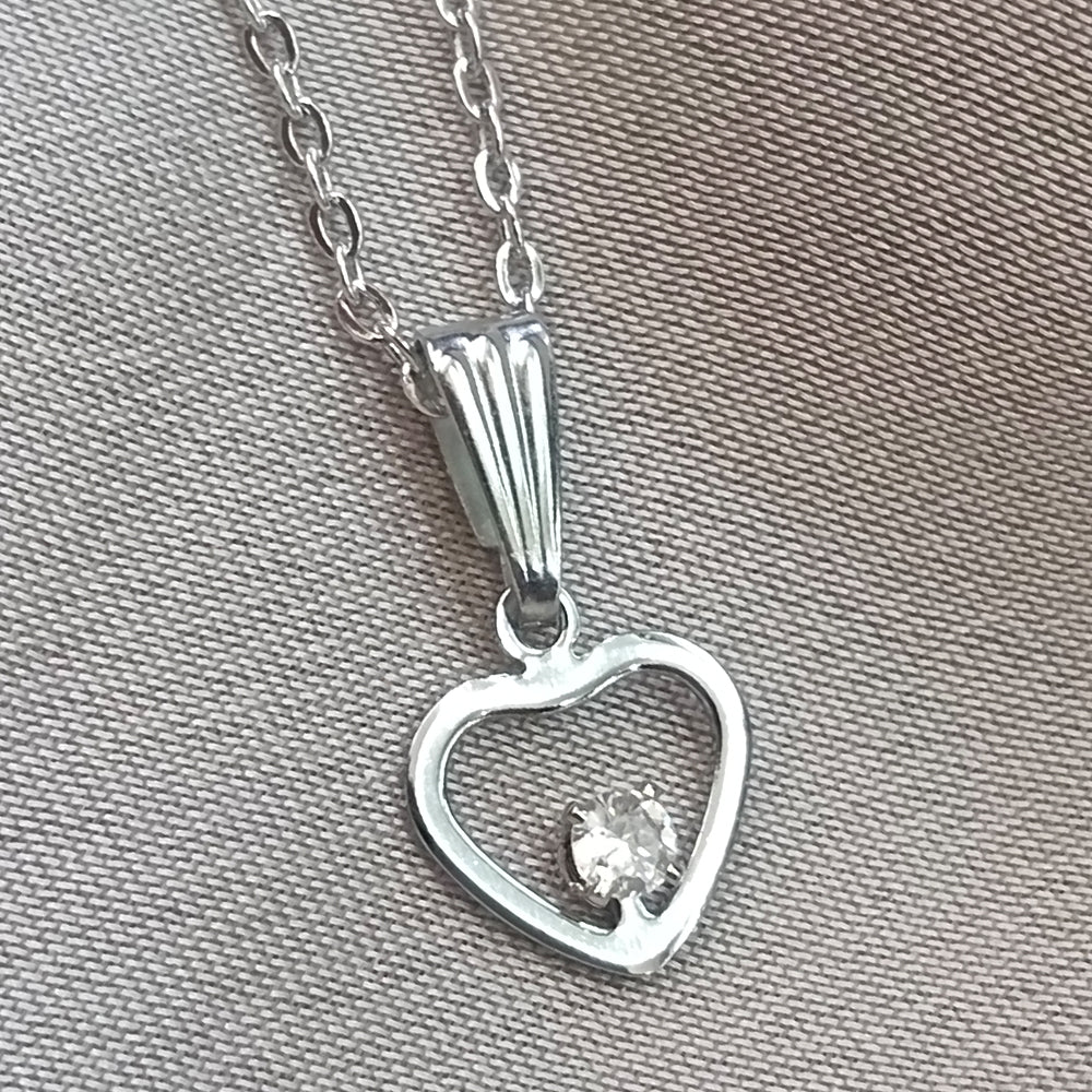 The99Jewel Heart Shaped  Chain Pendant