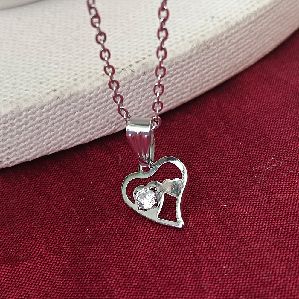 The99Jewel Heart Shaped  Chain Pendant