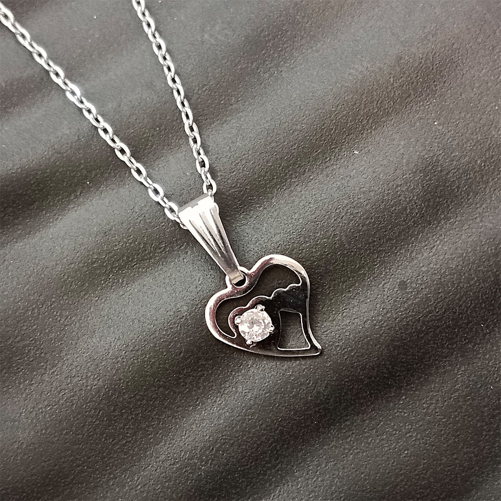 The99Jewel Heart Shaped  Chain Pendant