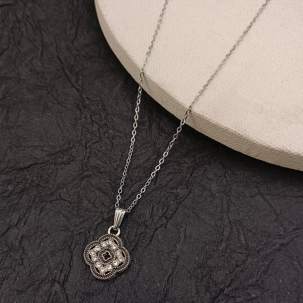 The99Jewel Silver Plated Clover Design Chain Pendant For Womens & Girls -1405039