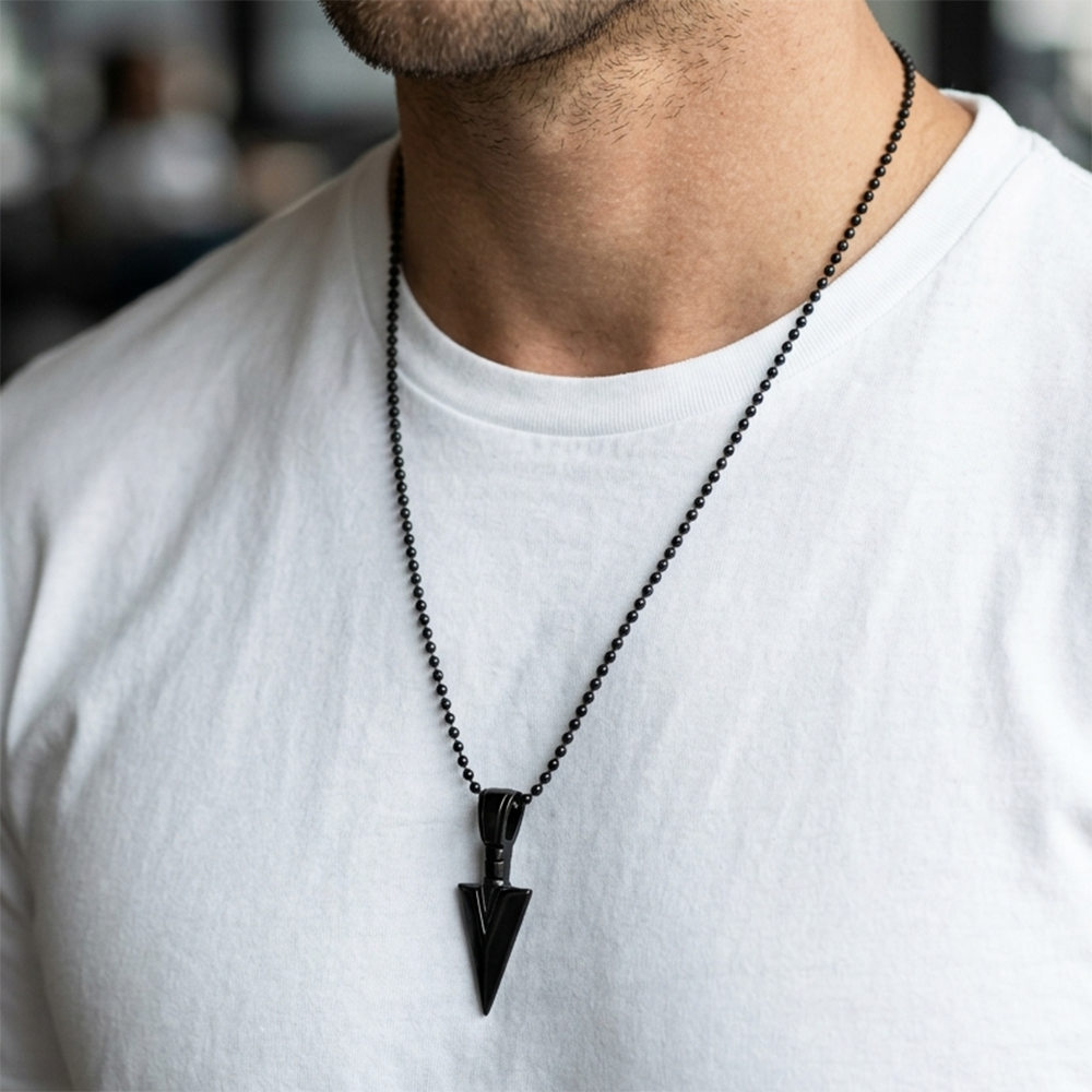 The99Jewel Look Pointed Spike Pendant Chain