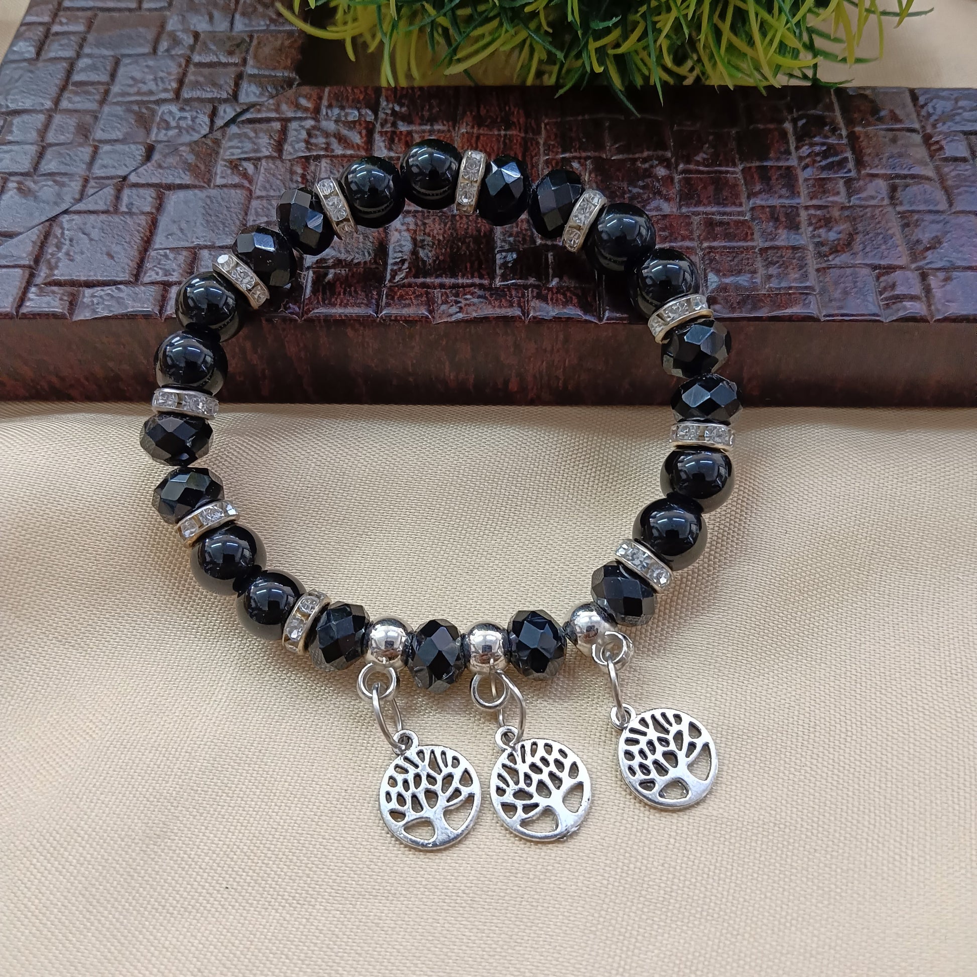 The99Jewel Minimal Black Crystal Beads Bracelet