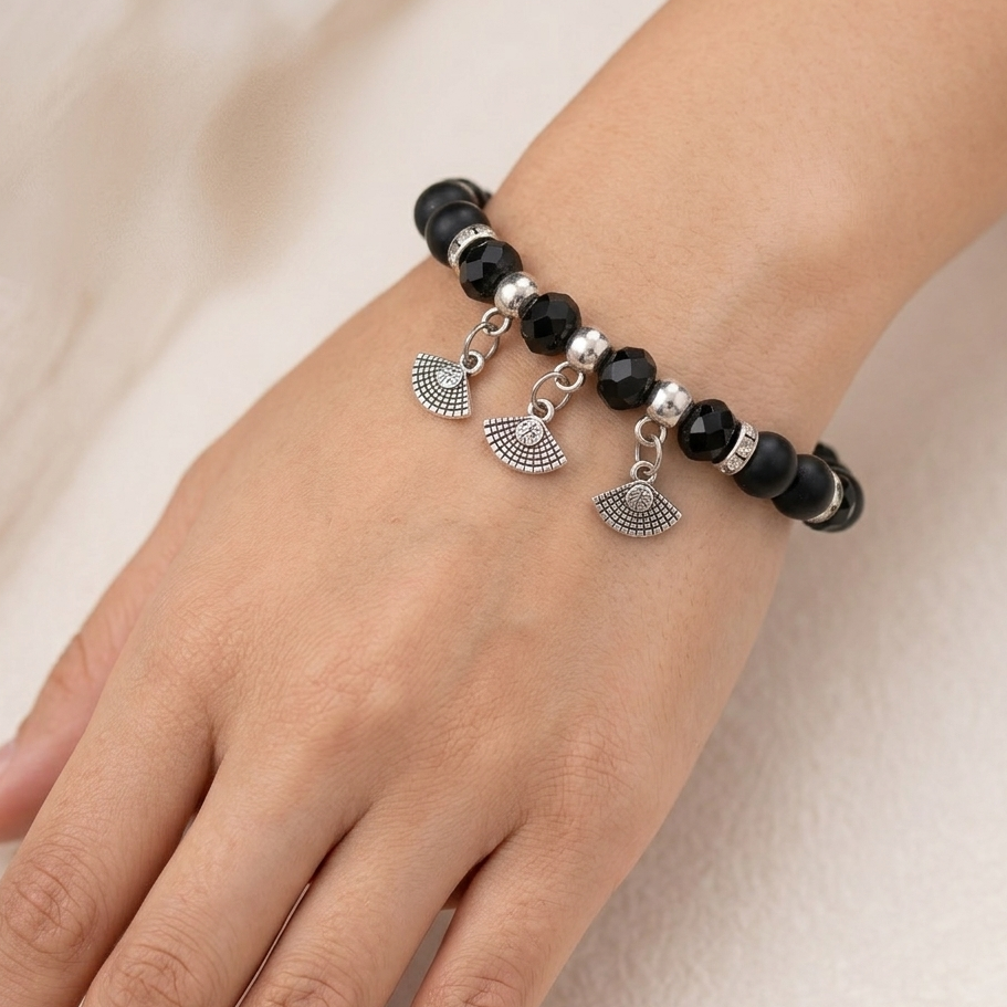 The99Jewel Ocean Inspired Shell Charms Beaded Bracelet For Women & Girls