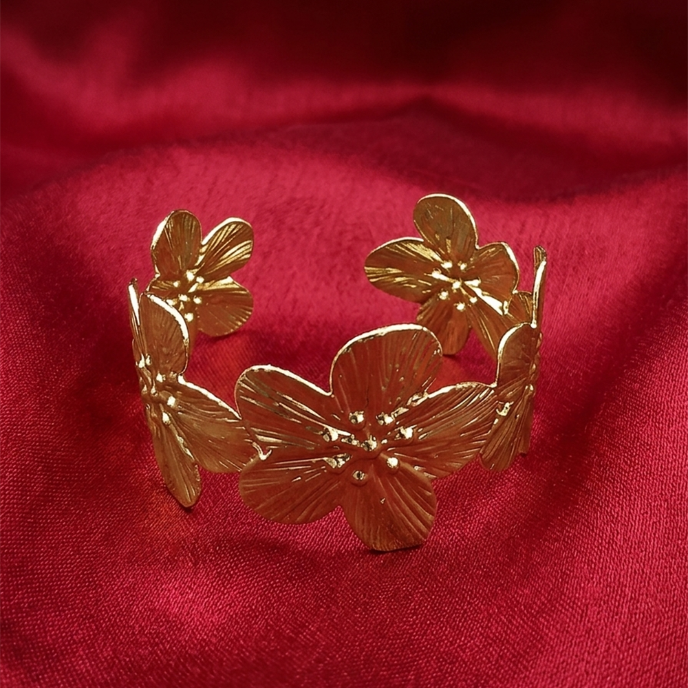 The99Jewel Gold Plated Luxury Floral Cuff Kada