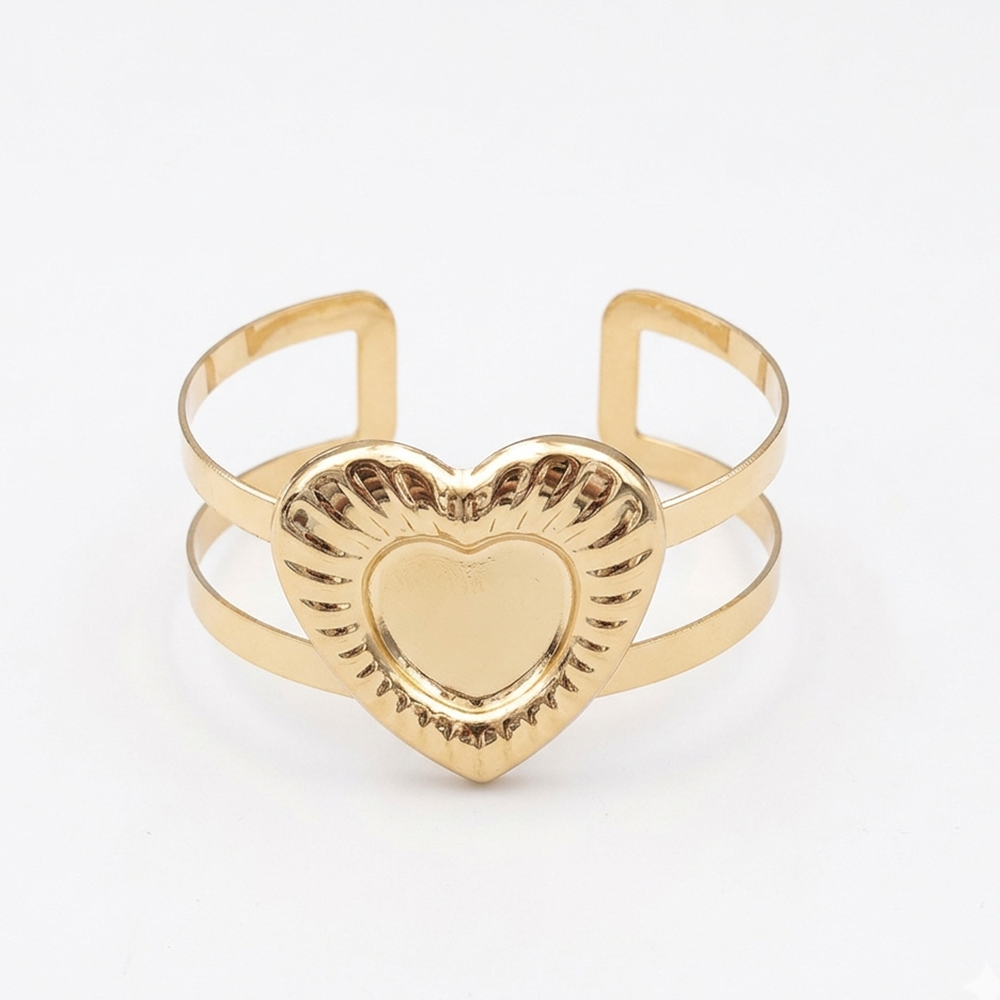 The99Jewel Gold Plated Modern Heart Shape Cuff Kada
