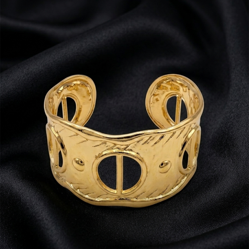 The99Jewel Elegant Gold Geometric Cutout Cuff Kada