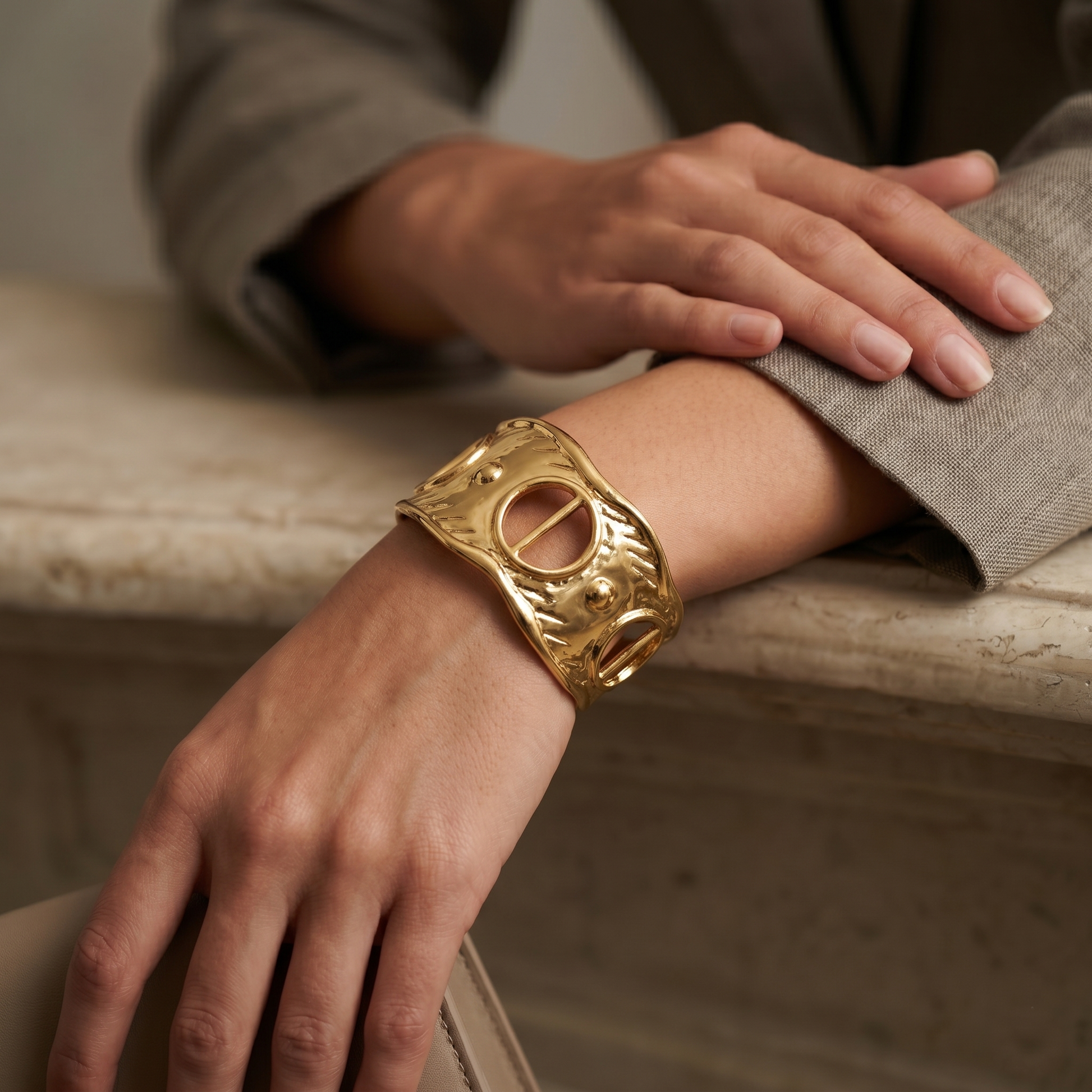 The99Jewel Elegant Gold Geometric Cutout Cuff Kada