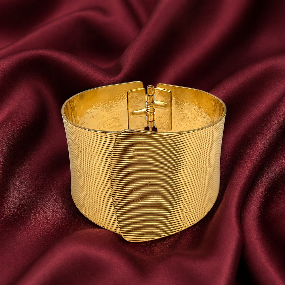 The99Jewel Gold Plated Fine Ribbed Metallic Gold Stylish Openable Kada