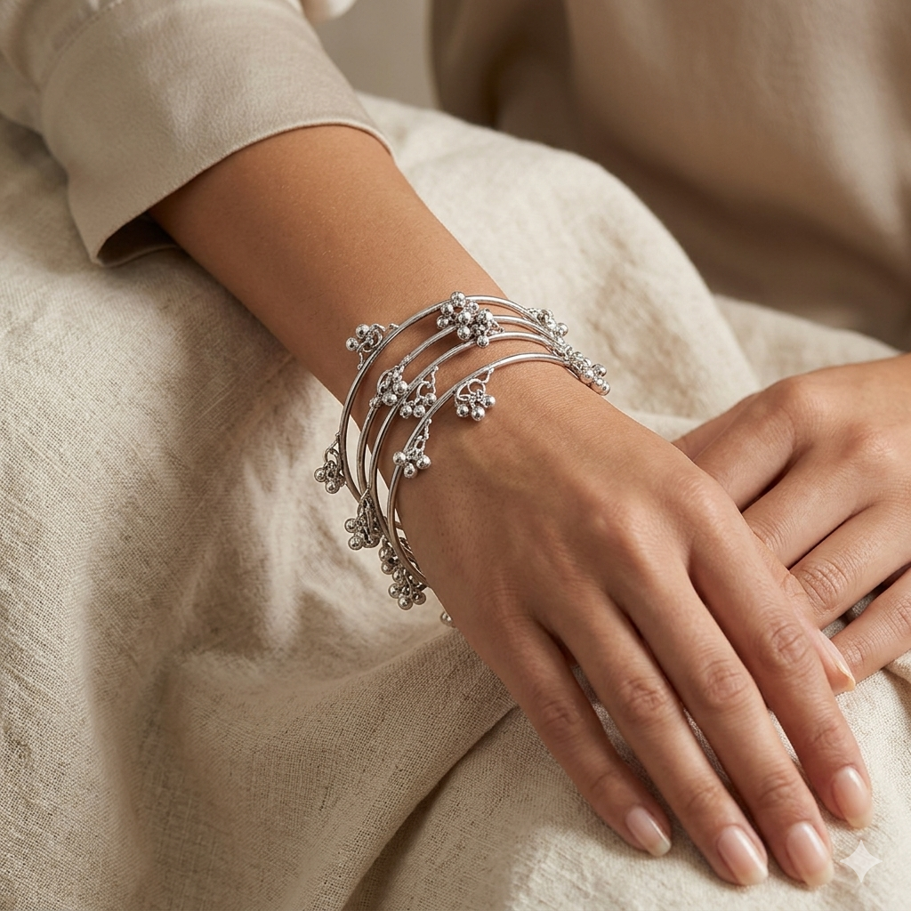 The99Jewel Silver Plated Viral Ghunghroo Kashmiri Bangles Set (4 Piece in Set)