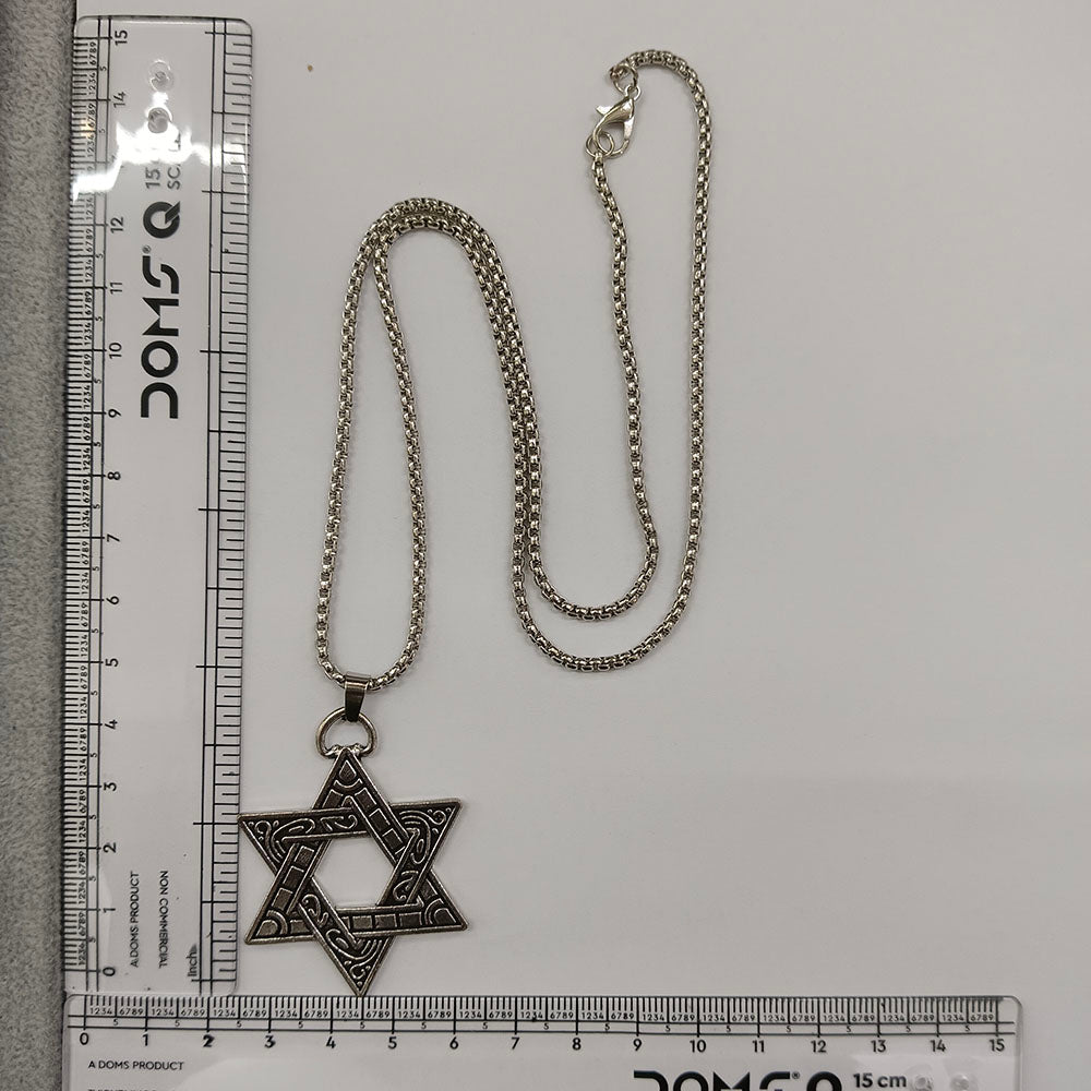 The99Jewel Statement Vintage star pendant Chain Pendant for Men