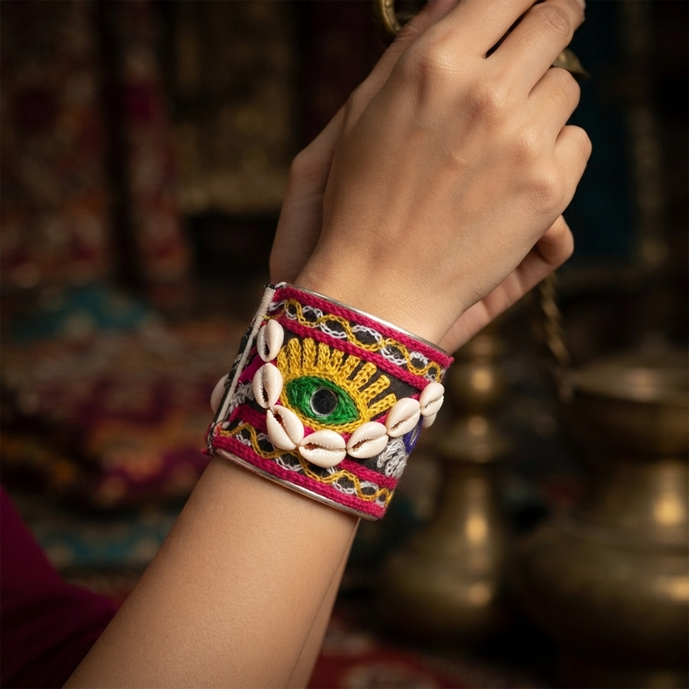 The99Jewel Navratri Shell Bracelet Kada with Ghungroo Traditional Jewellery for Women