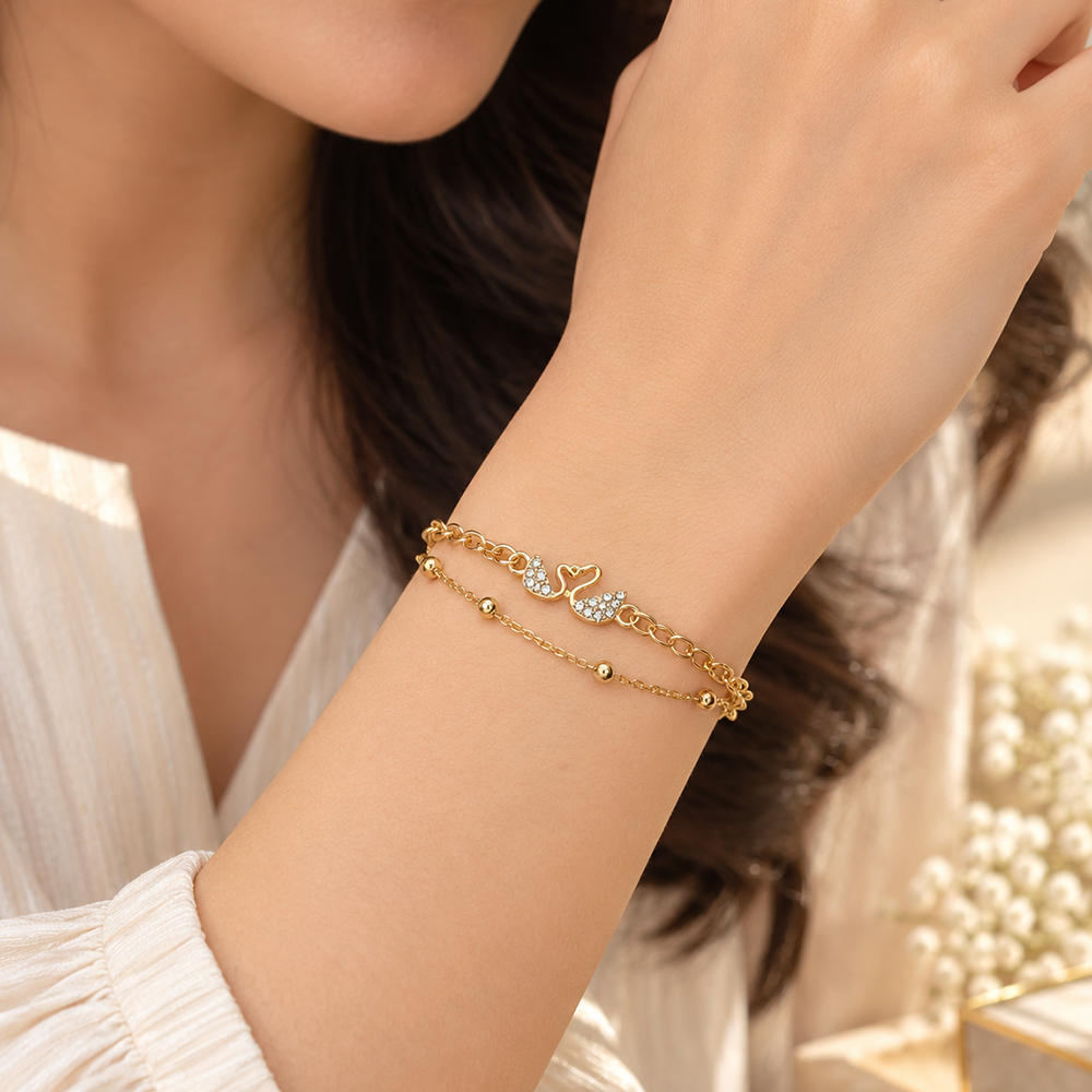 The99Jewel Rose Gold Plated Austrian Stone Swan Charm Adjustable Chain Bracelet