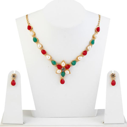 Pota Stone Pearl Floral Gold Plated Necklace Set